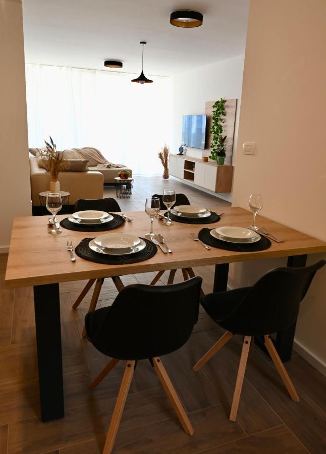 Adorable Holiday Apartment Malinska Extérieur photo